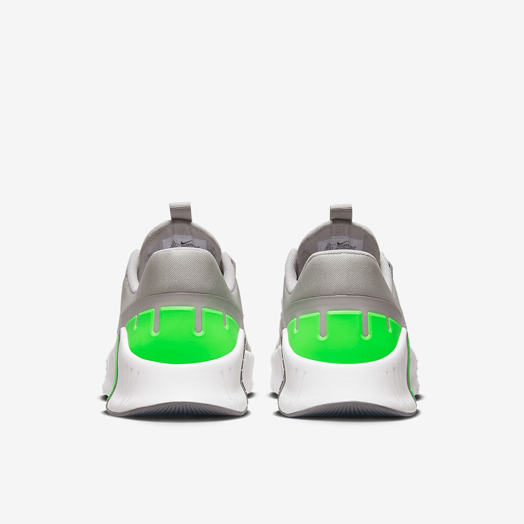 nike metcon 5 olive green