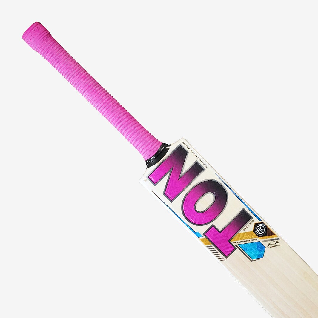 TON Nemesis 4.0 Junior Cricket Bat Pink/Black Junior Cricket Bats