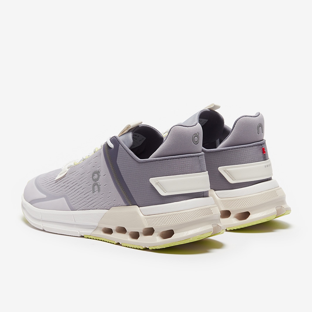 On Womens Cloudnova Flux - Fade/Moon - Trainers - Womens Shoes |