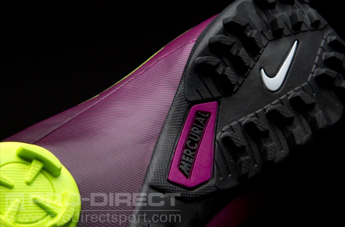 Nike Soccer Shoes - Mens Mercurial Victory II TF Boots