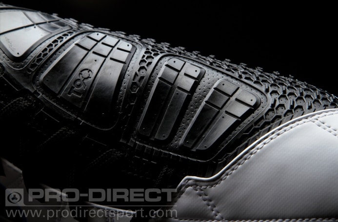 Nike Soccer Shoes - Nike Total 90 Strike III FG - Firm