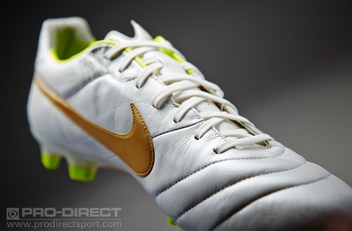 Botas Fútbol - Nike - Tiempo - Legend - IV - FG - Terreno Duro - Blanco - Oro | Pro:Direct Soccer