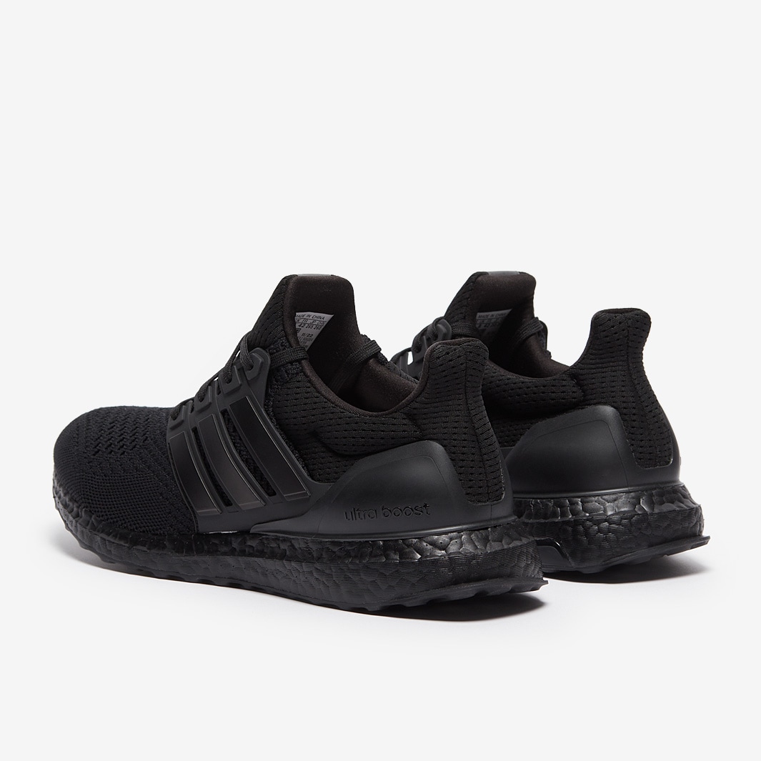Adidas Best Dad Shoes 219 Adidas Ultraboost Core Black/Beam Green