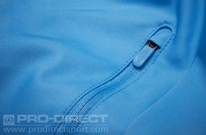 Umbro Manchester City ジャケット バーガンディ Vintage Umbro Manchester City Football Sweatshirt Soccer