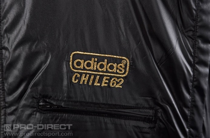 Habitual huella mensaje Ropa Chile- Chaqueta adidas Originals Chile 62 Nylon Bomber - Negro/Dorado  | Pro:Direct Soccer