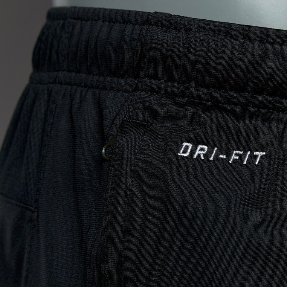 Uniformes para clubs- Pantalones cortos Nike Libero 14 Longer Knit - Equipaciones clubs- Negro | Pro:Direct Soccer