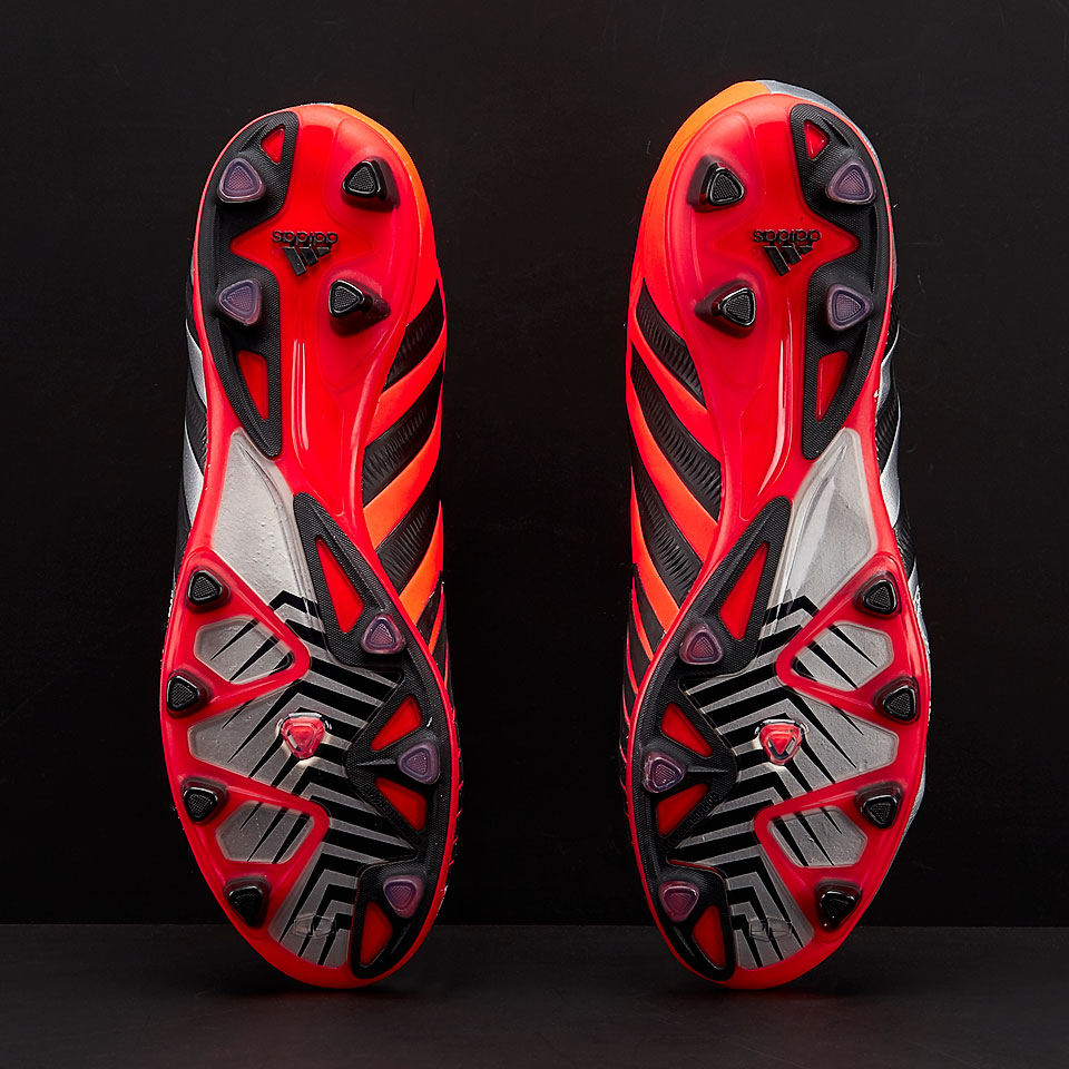 アディダスラグビーpredator incurza rugby boots Huge Rugby on X: 