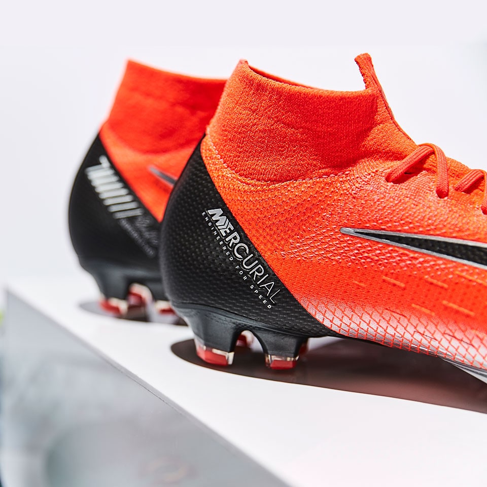 Nike Mercurial Superfly VI Elite CR7 FG Mens Boots Firm Ground