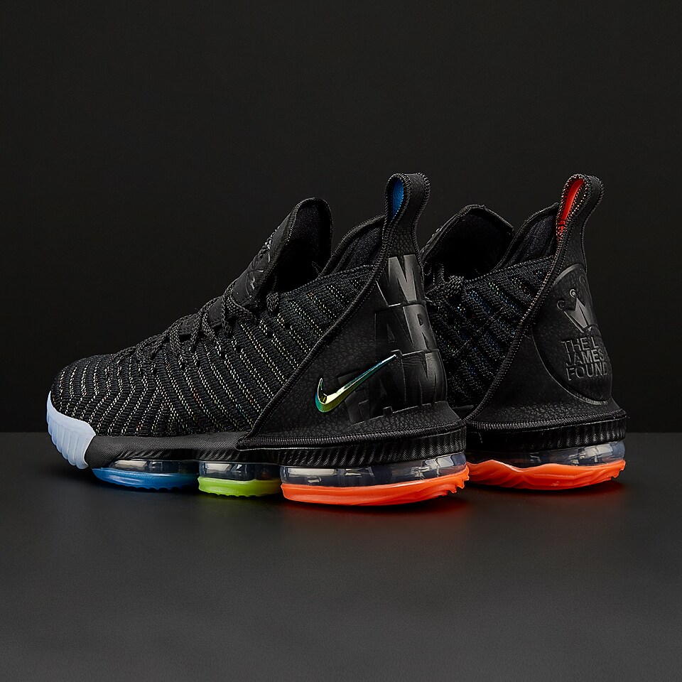 nike lebron xvi boys basketball shoes