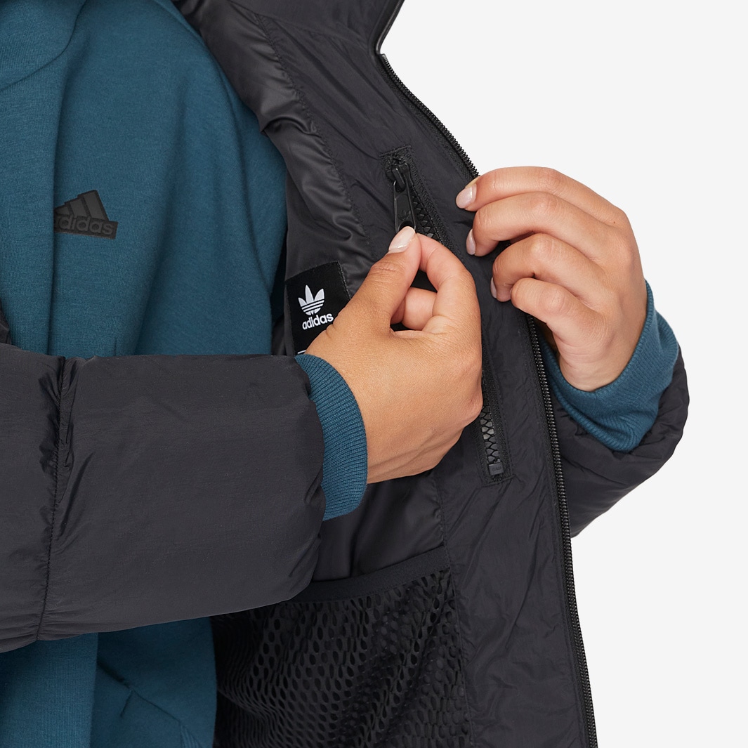 adidas クロップドジャケット 黒 カップ adidas クロップドジャケット ブラック - メルカリ