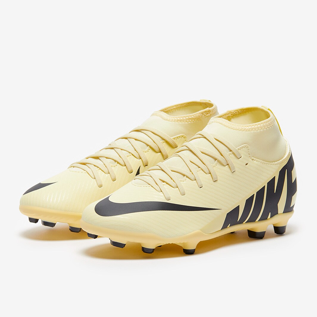 ジュニア　サッカー　ナイキ＆adidas 9点セット ジュニア サッカー ナイキ＆adidas 9点セット