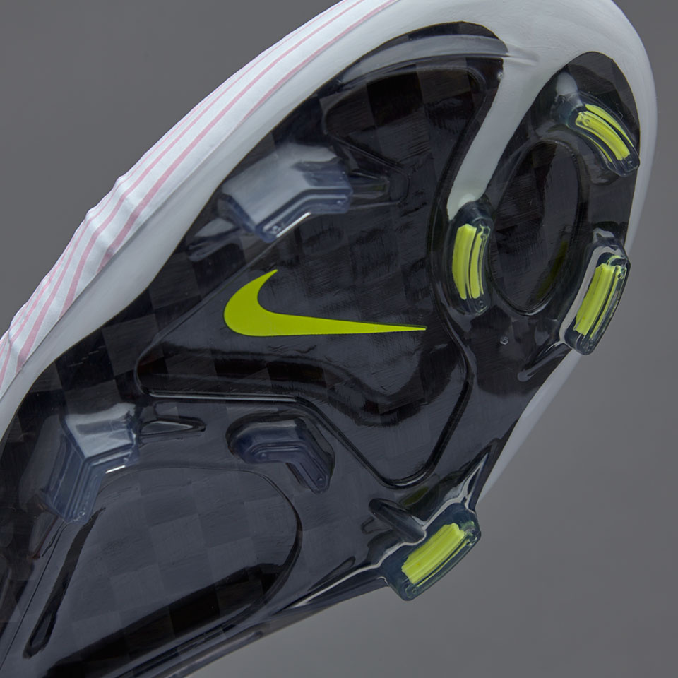 nike mercurial carbon