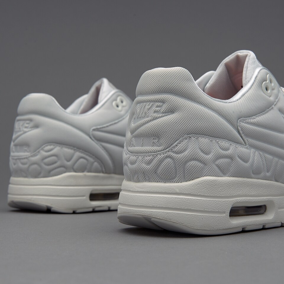 nike w air max 1 ultra plush