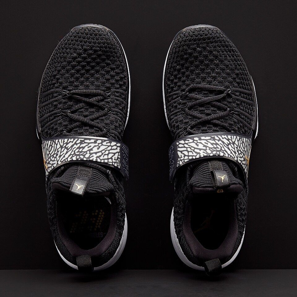 Nike jordan trainer outlet 2 flyknit training black