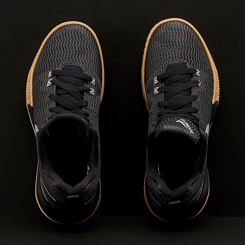 Nike zoom live black gum best sale