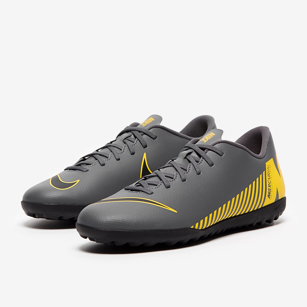 llamar toque Corteza Botas de fútbol - Nike Mercurial Vapor XII Club TF - Gris  Oscuro/Negro/Amarillo - Césped artificial | Pro:Direct Soccer