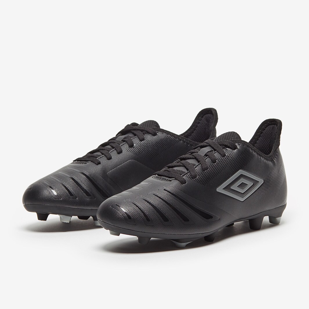 シューズ UMBRO UX Accuro III Pro FG 762a7c3d1e82.jpg?width=3840&