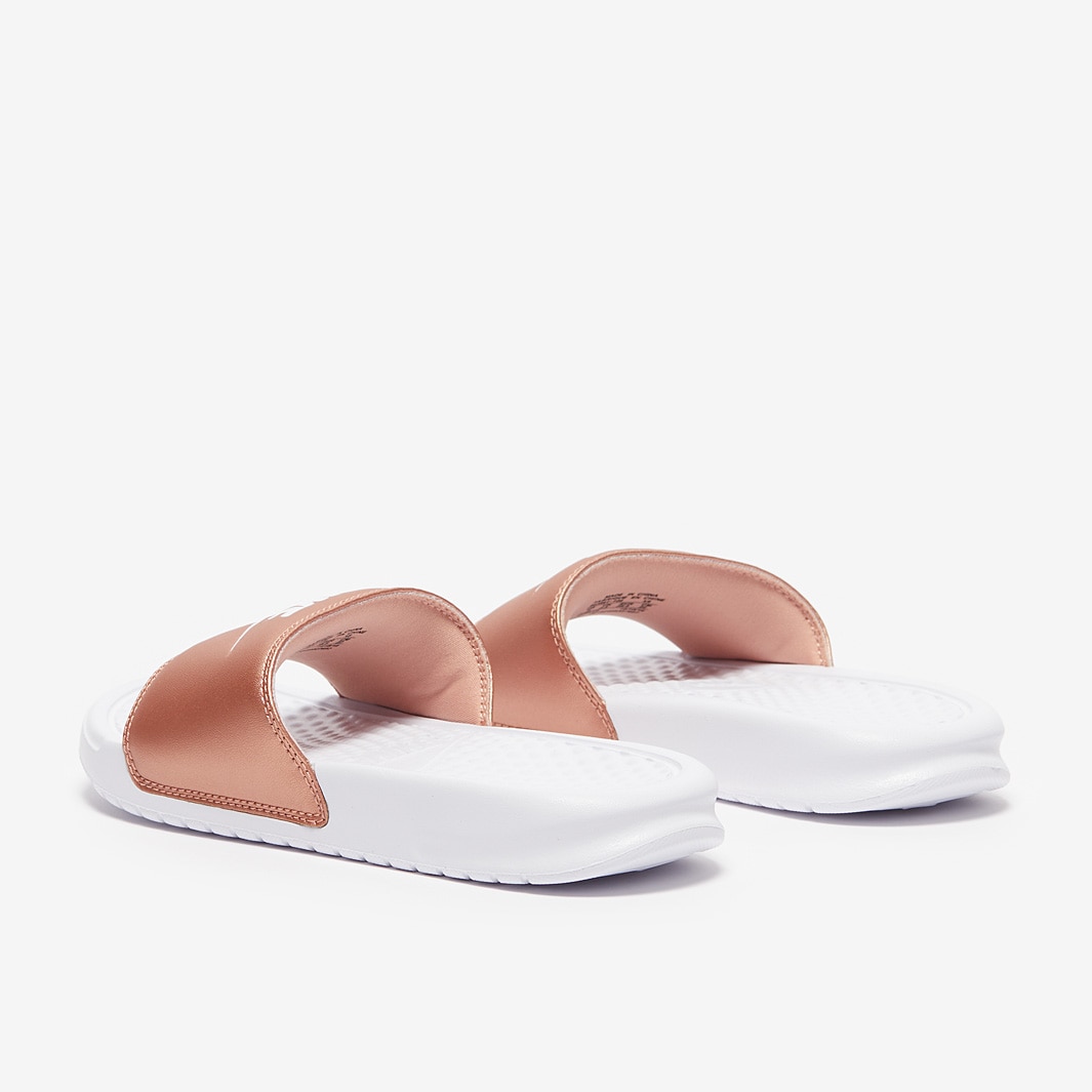 nike women's benassi jdi stores