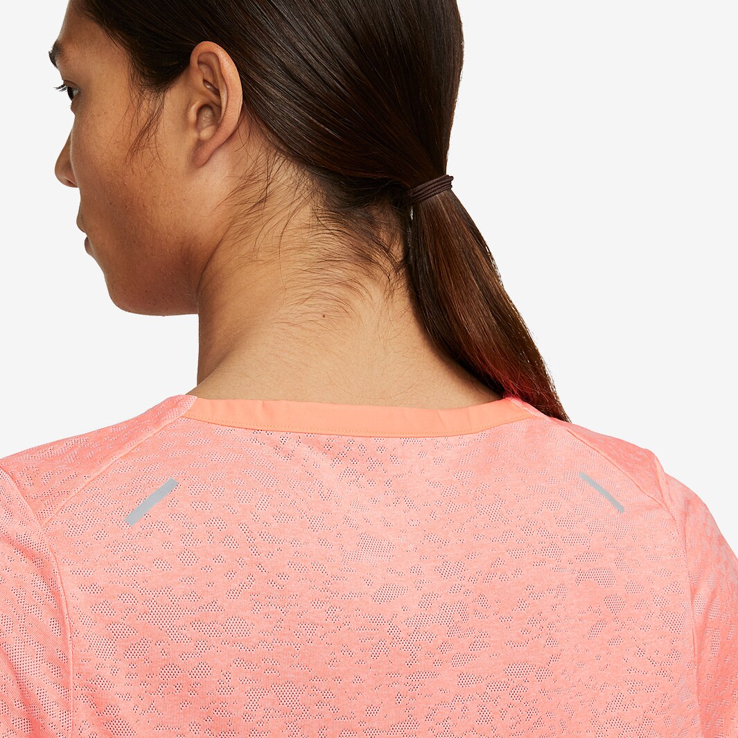 nike rise 365 run division bright mango