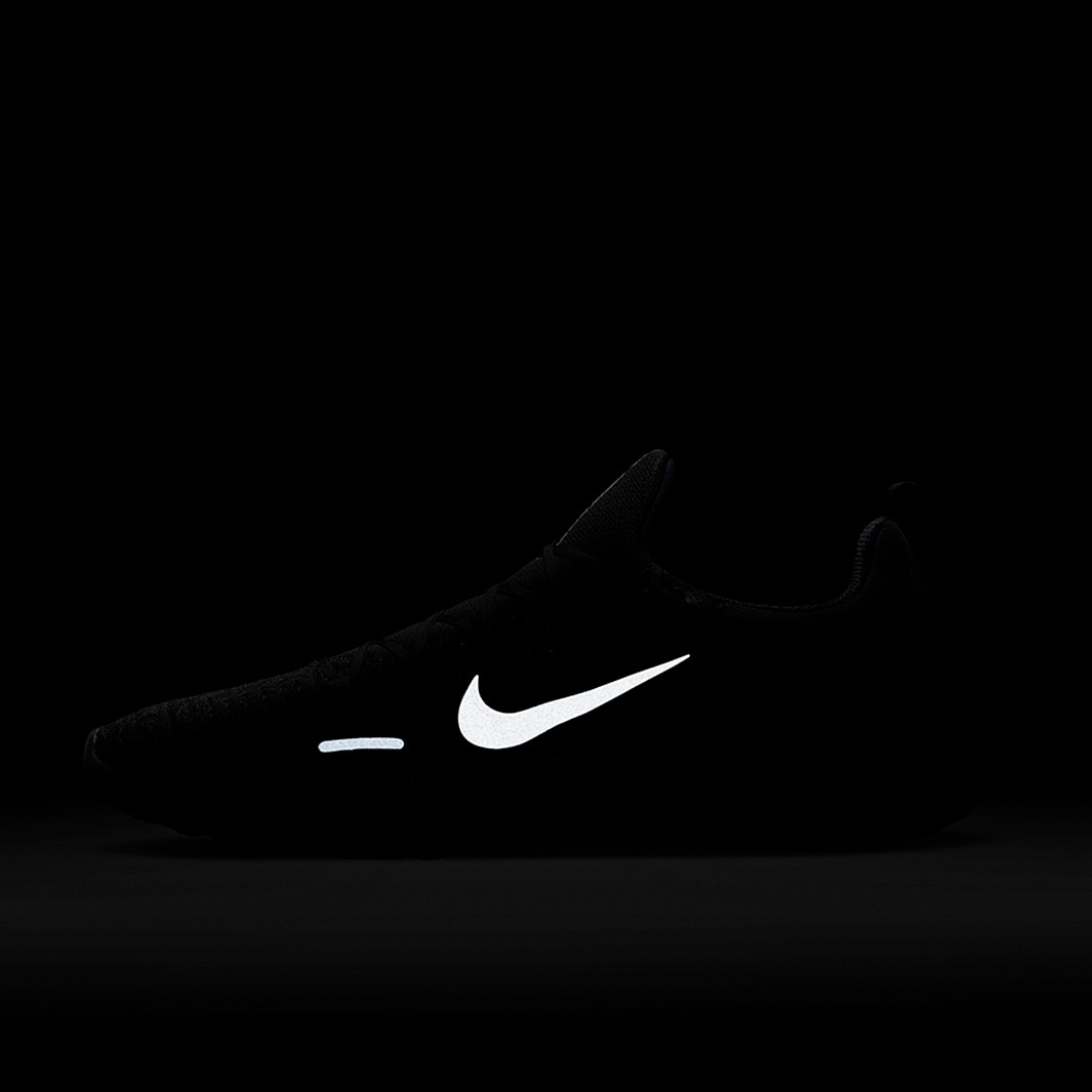 black nike shoes without laces