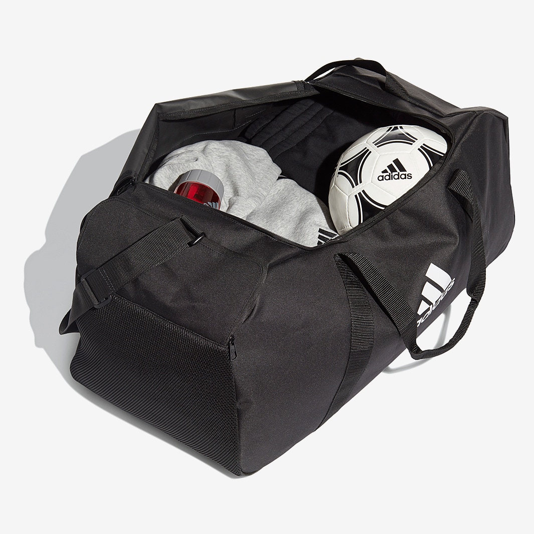 adidas Tiro Sporttasche Groß Schwarz/Weiß Taschen und Rucksäcke ProDirect Soccer