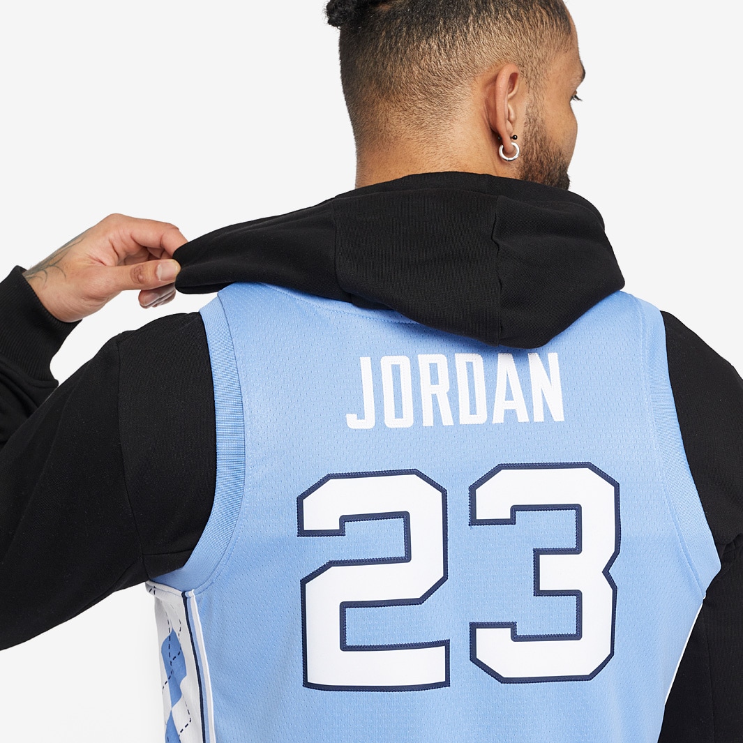 Michael jordan tar sale heel jersey