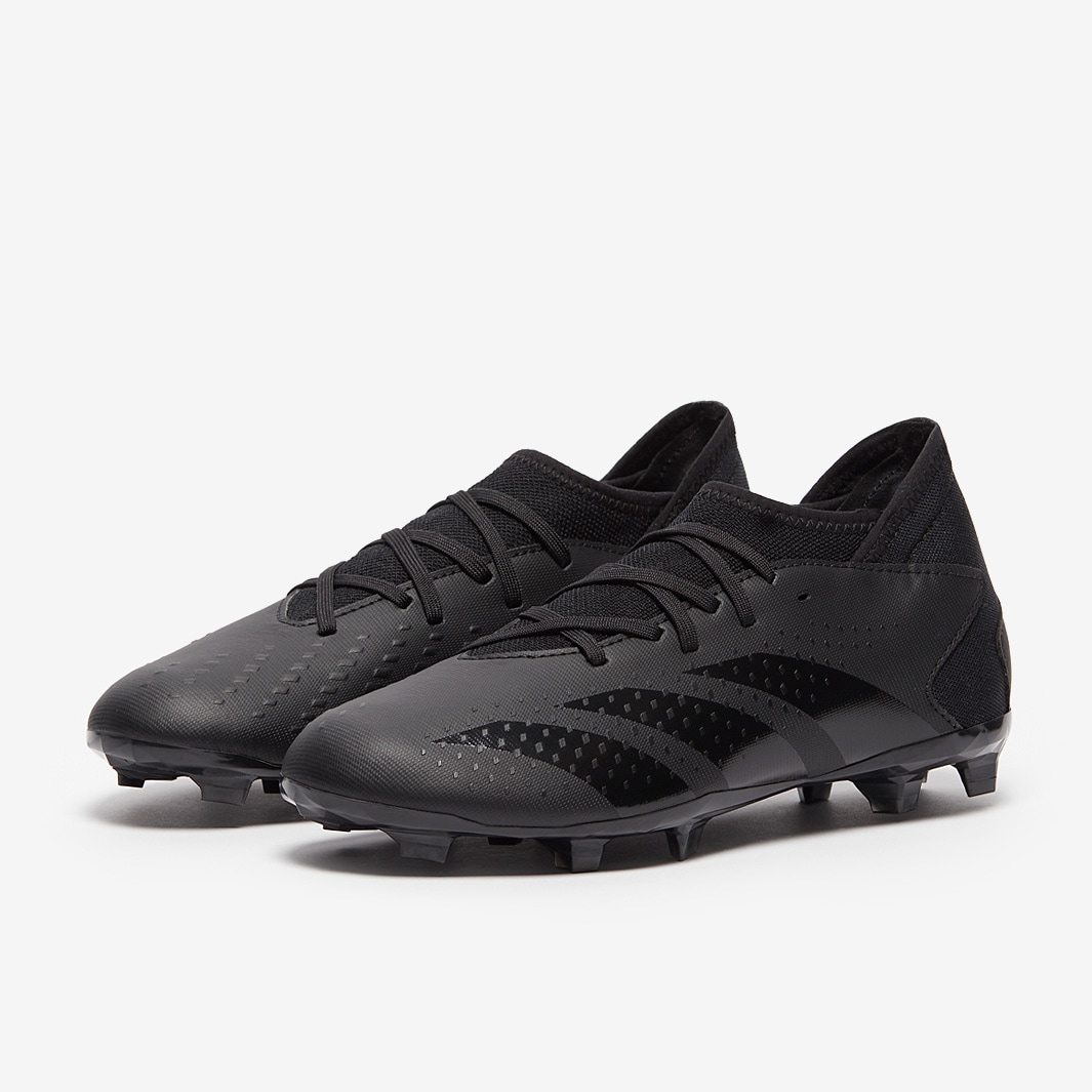 Black predator hotsell soccer cleats