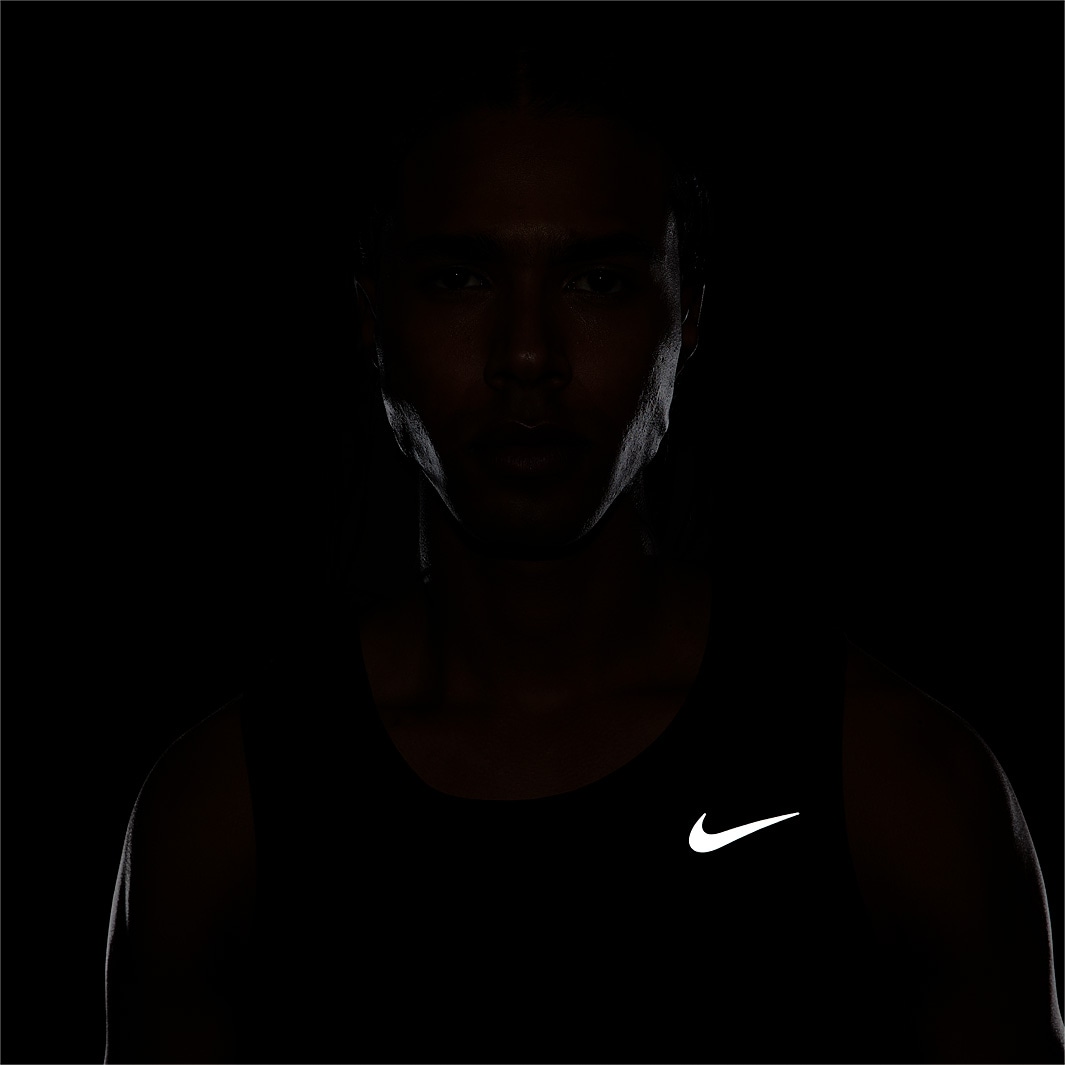 ■Nike■ Dry Fit Miler Running Tank M Black Reflective Silve Amazon.com: Nike Men's Dri Fit Miler Running Tank Black