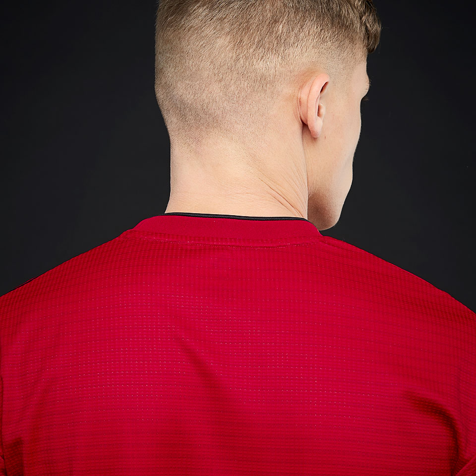 Maillot De Football Manchester United édition Joueur 2018/2019 - Taille M, Couleur Grise, Occasion