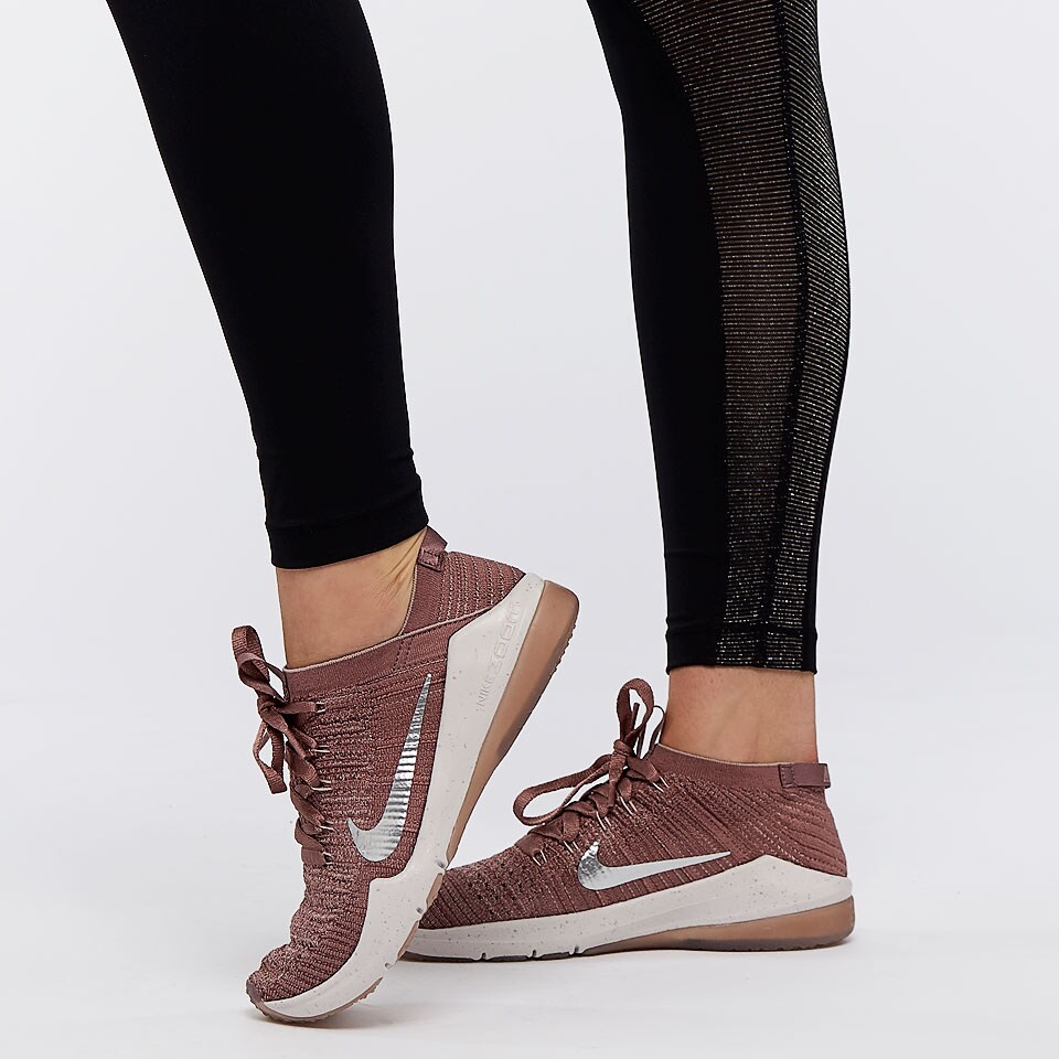 Nike Womens Tight 7/8 Champagne Black/Black Womens Clothing