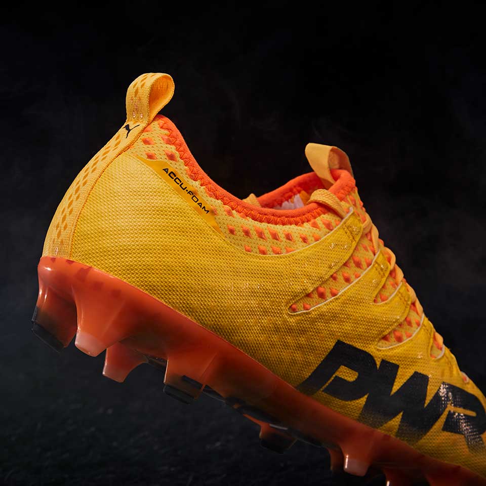 プーマエブォパワーVigar1 PUMA エヴォパワー VIGOR 1 グラフィック FG セーフティイエロー