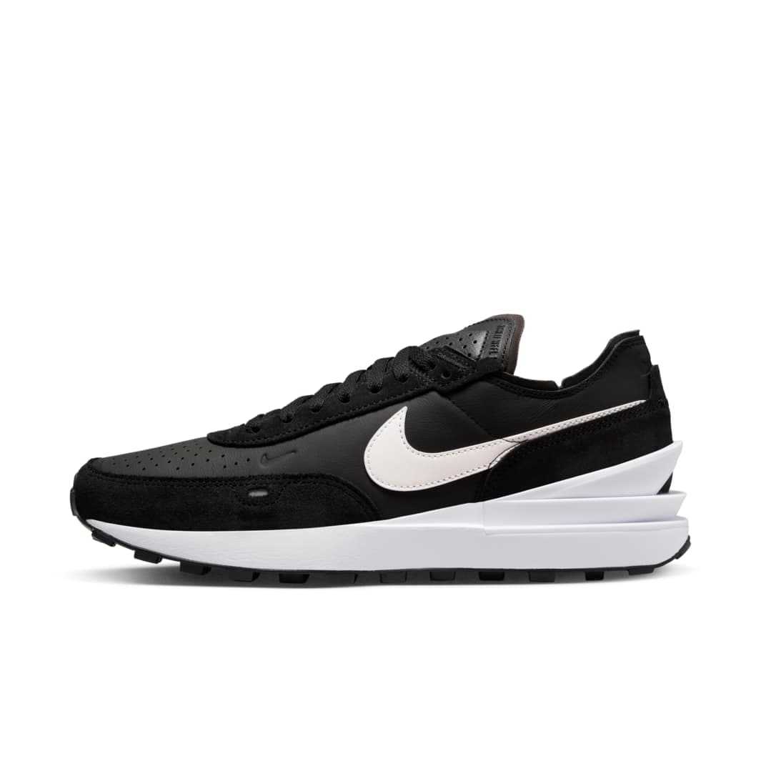 Nike Sportswear Waffle One Leather Black/White Trainers Mens Shoes