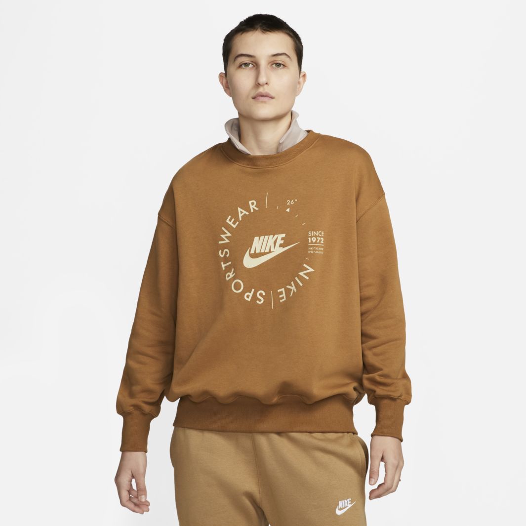 Nike fc best sale utility crew sweatshirt