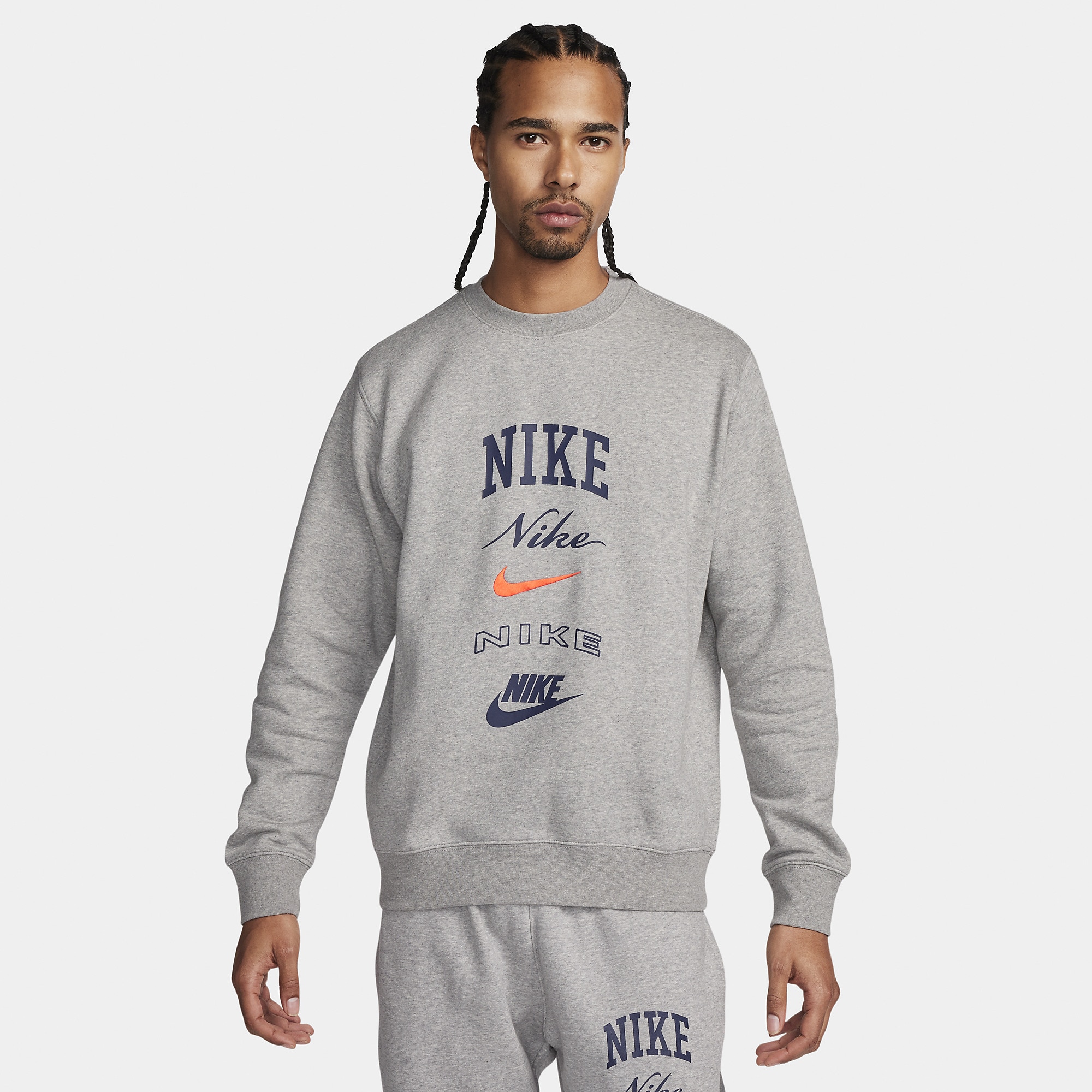 Nike Men's Long-Sleeve Crew-Neck Sweatshirt Club Fleece - Mens Clothing ...