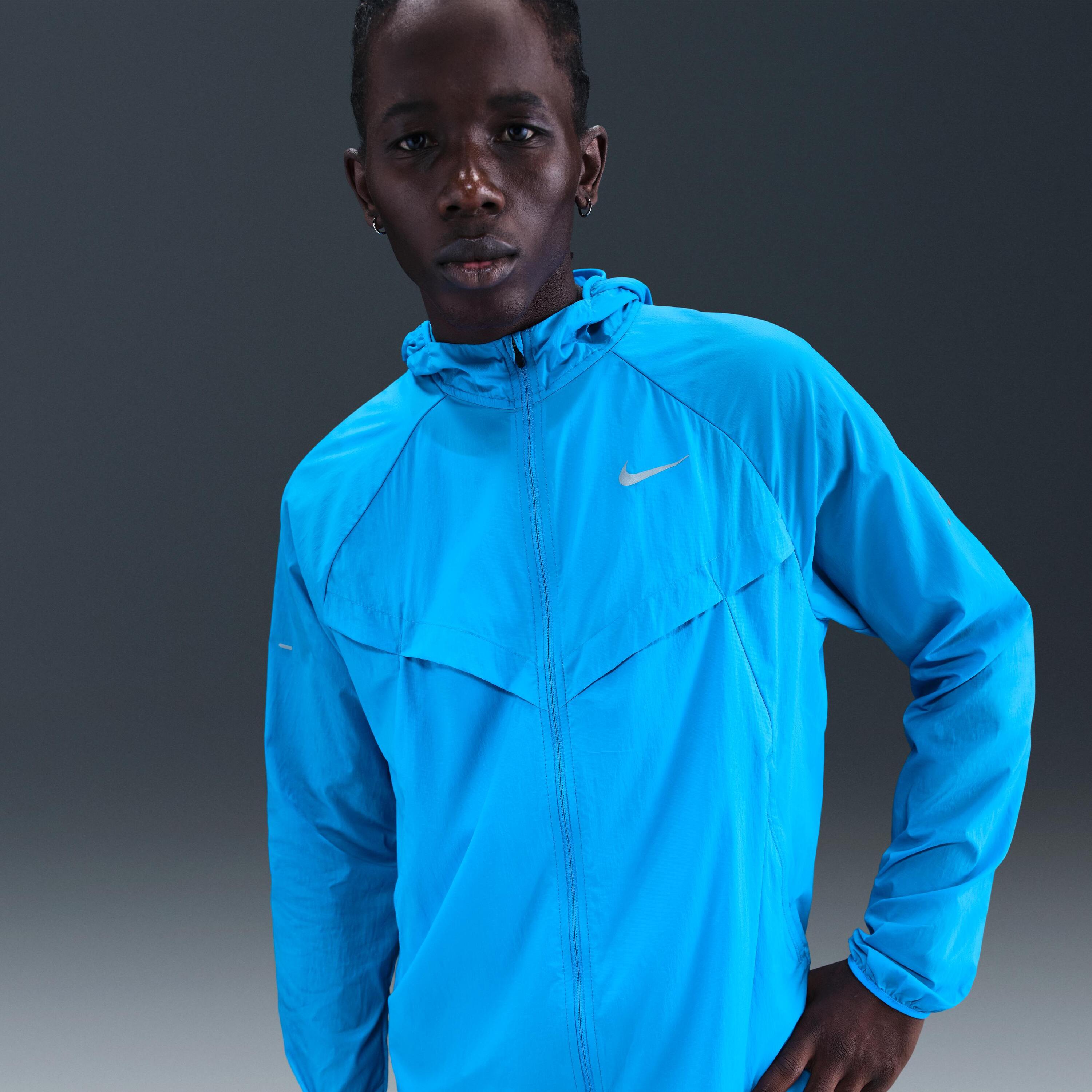 Nike Men's Repel Uv Running Jacket Stride Red