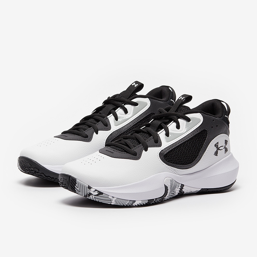 Under armour deals basketball shoes white