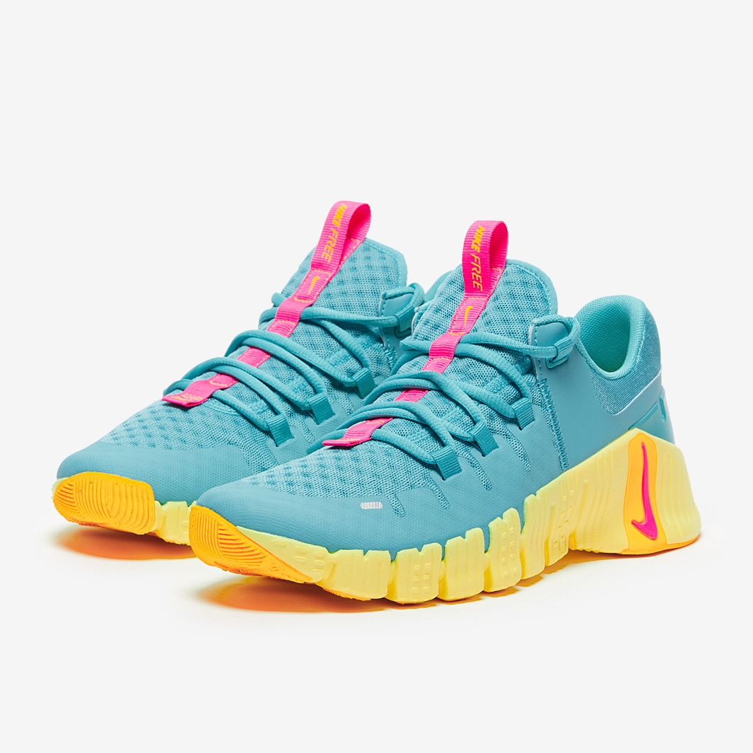 Nike Free Metcon 5 - Dusty Cacuts/Fierce Pink/Glacier Blue - Mens Shoes ...