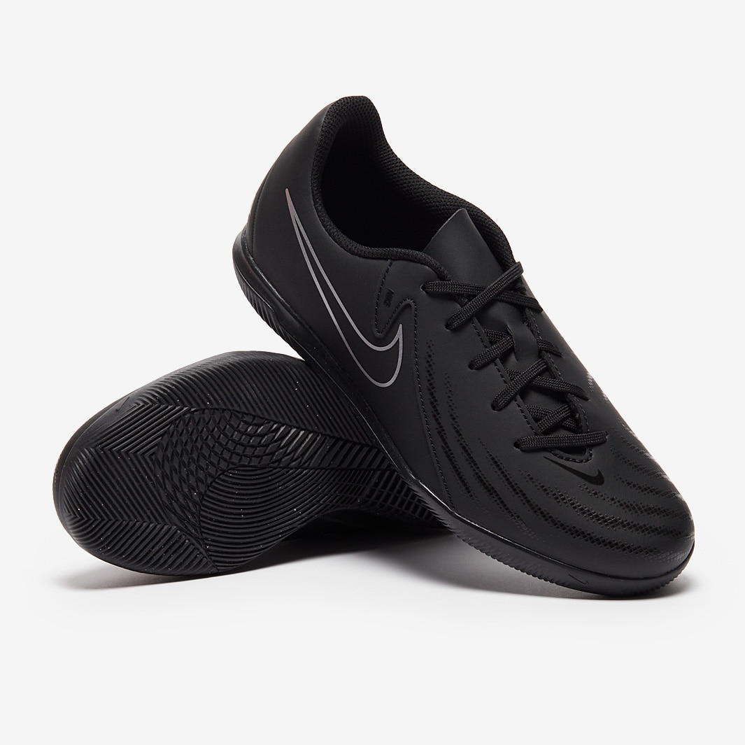 Nike Kids Phantom GX II Club Indoor - Black/Black - Junior Boots | Pro ...