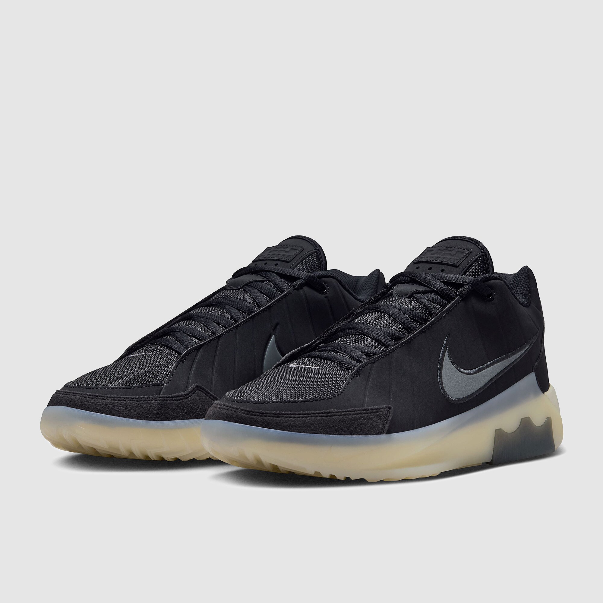 lebron james shoes 9.5