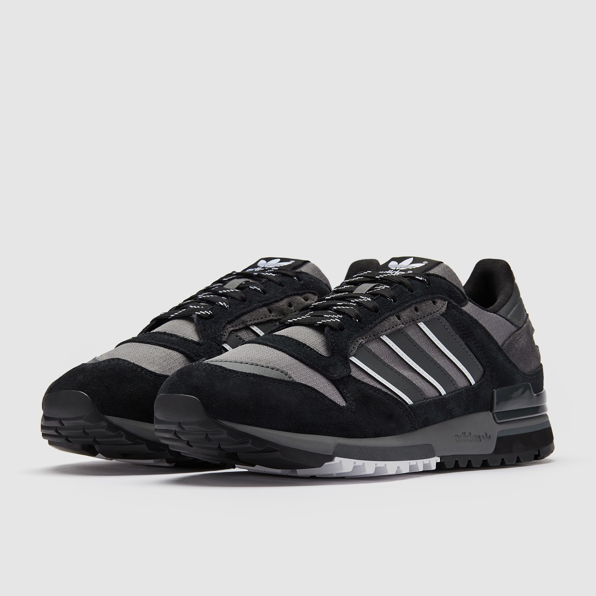 600LX☆ Get the adidas ZX 600 'Black' & 'Grey' now at size? - The