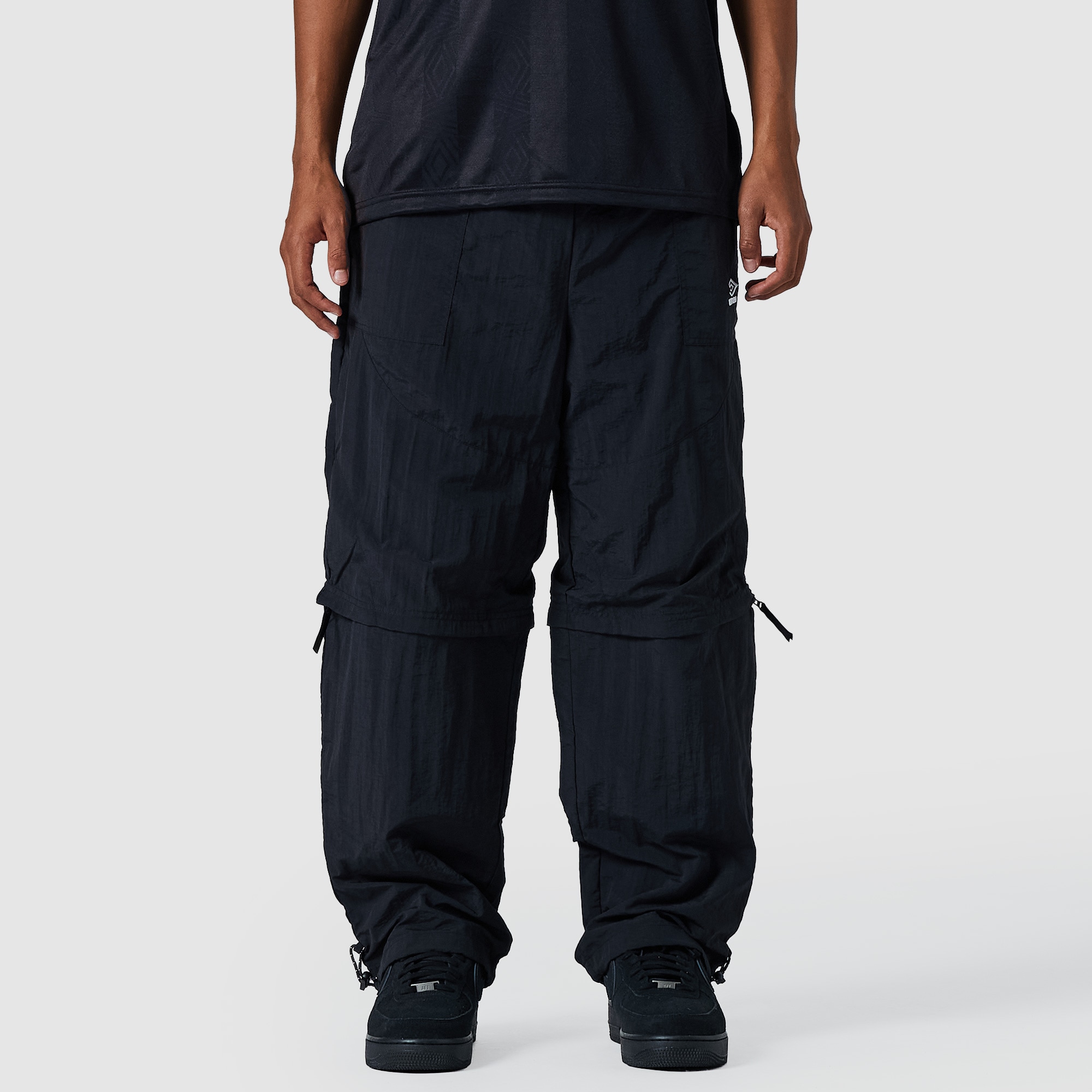 Umbro Zip Off Loose Fit Trousers - Black - Bottoms - Mens Clothing |