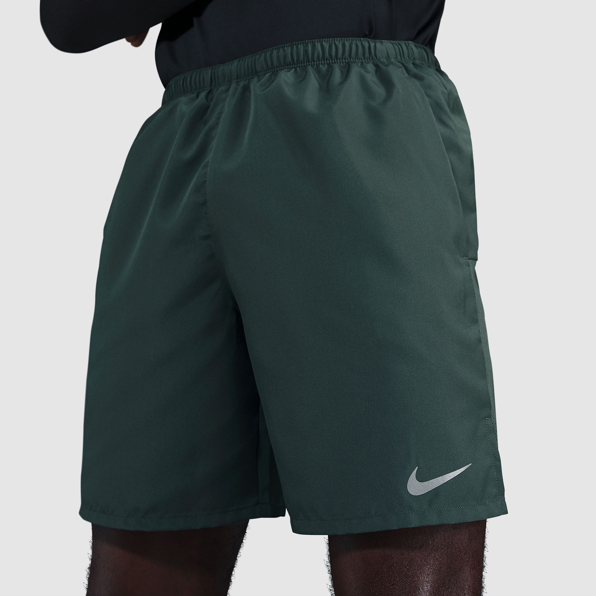 Nike Challenger Brief Lined 7 Inch Shorts Green
