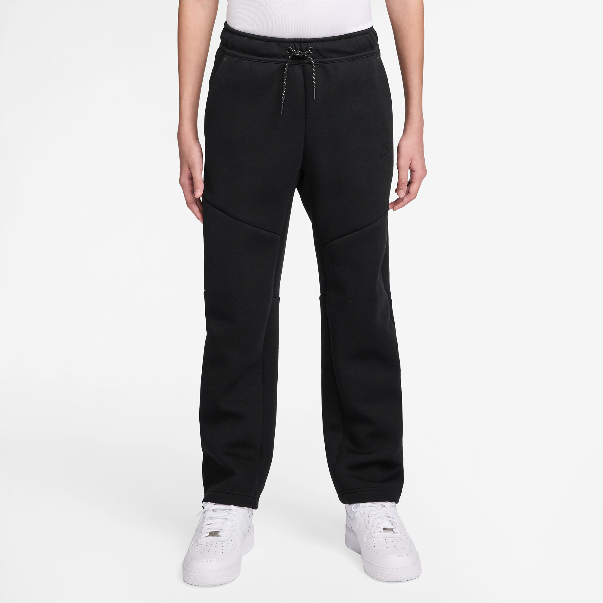 Nike Sportswear Older Kids Tech Fleece Joggers (8-15Y) - Black ...