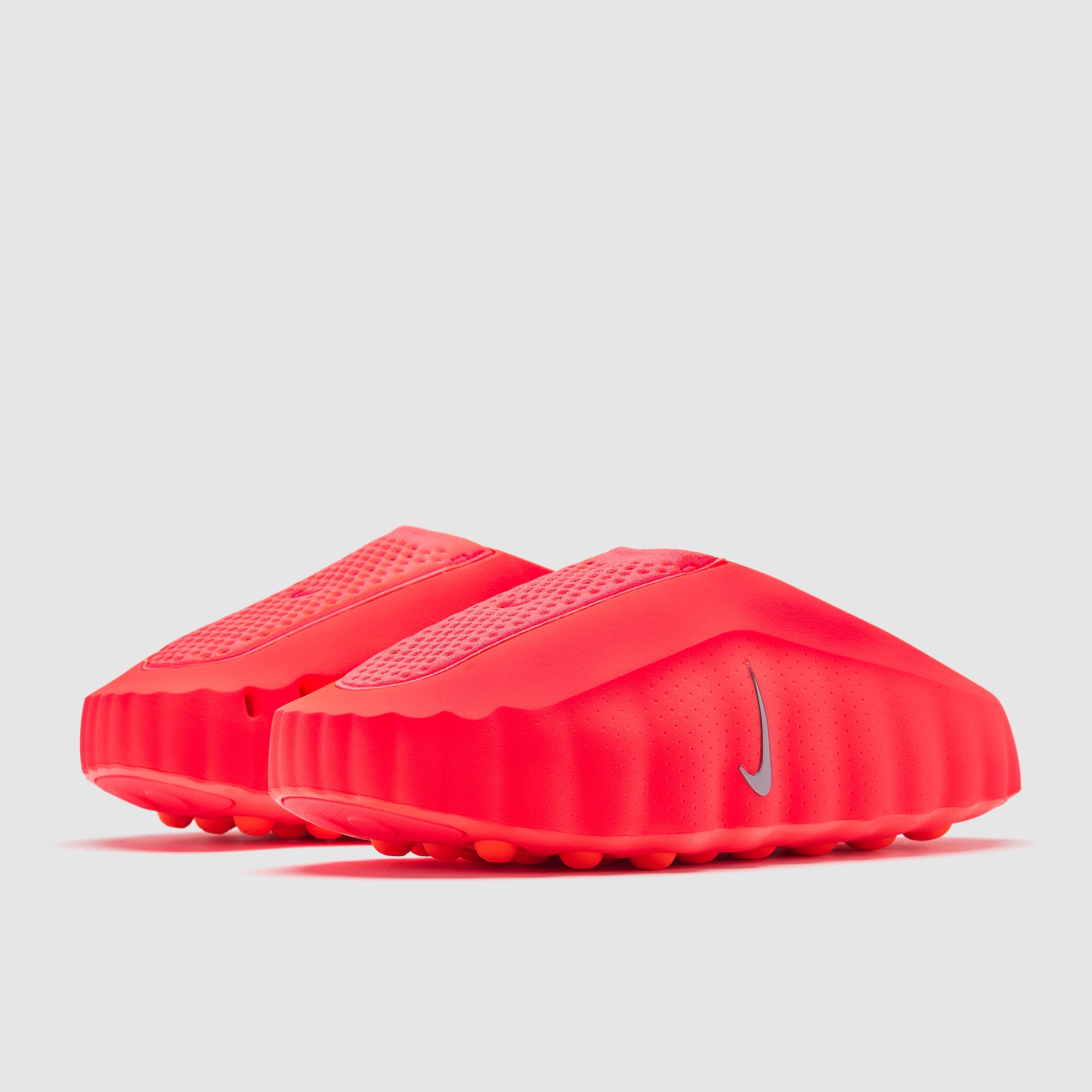 靴 Nike Mind 001 Mules Solar Red 27cm Nike Mind 001 Men's Pregame Mules. Nike UK