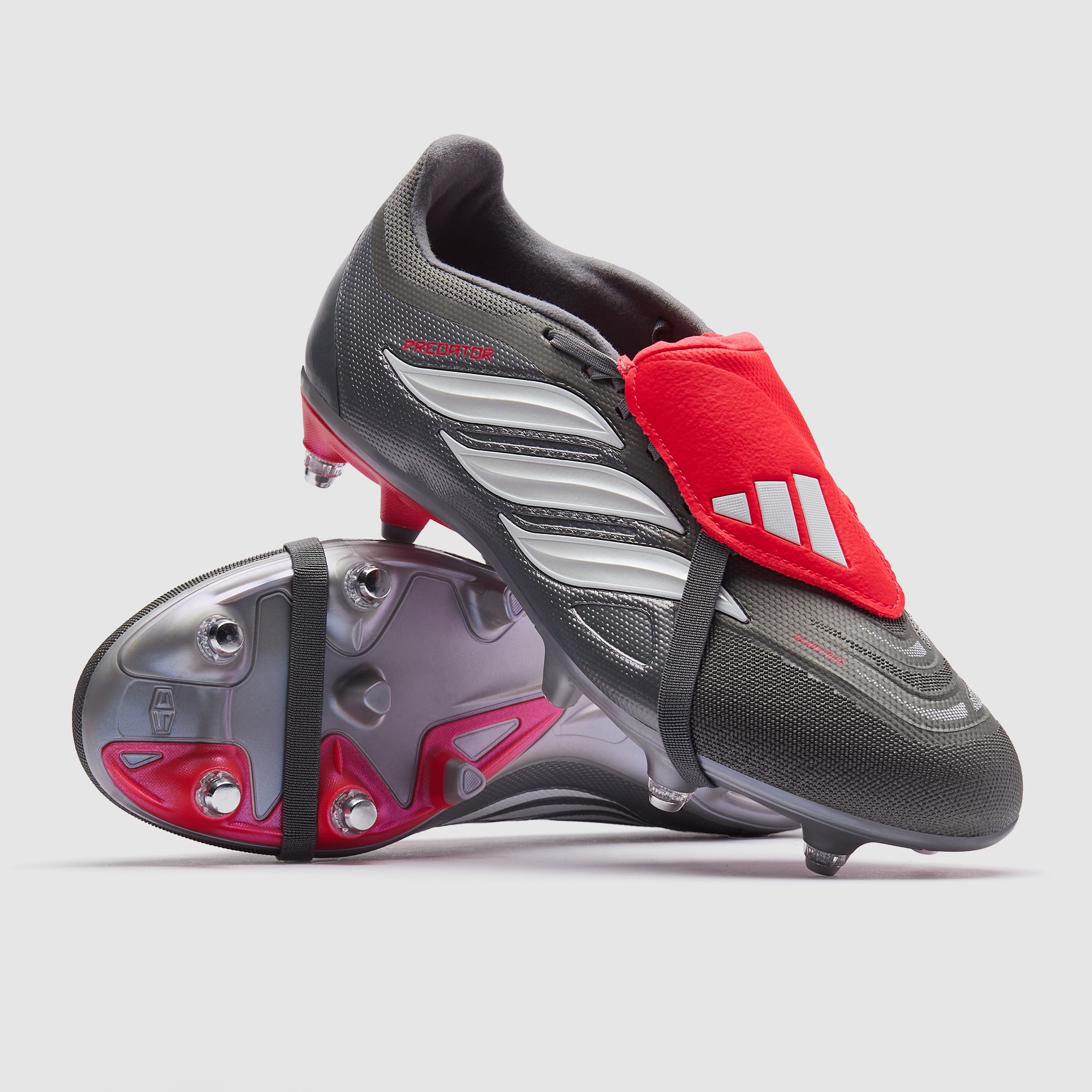 adidas Predator League Tongue SG - Ferro Metallizzato/Zero Metallico/Rosso Lucido adidas Predator League Tongue SG - Ferro Metallizzato/Zero Metallico/Rosso Lucido
