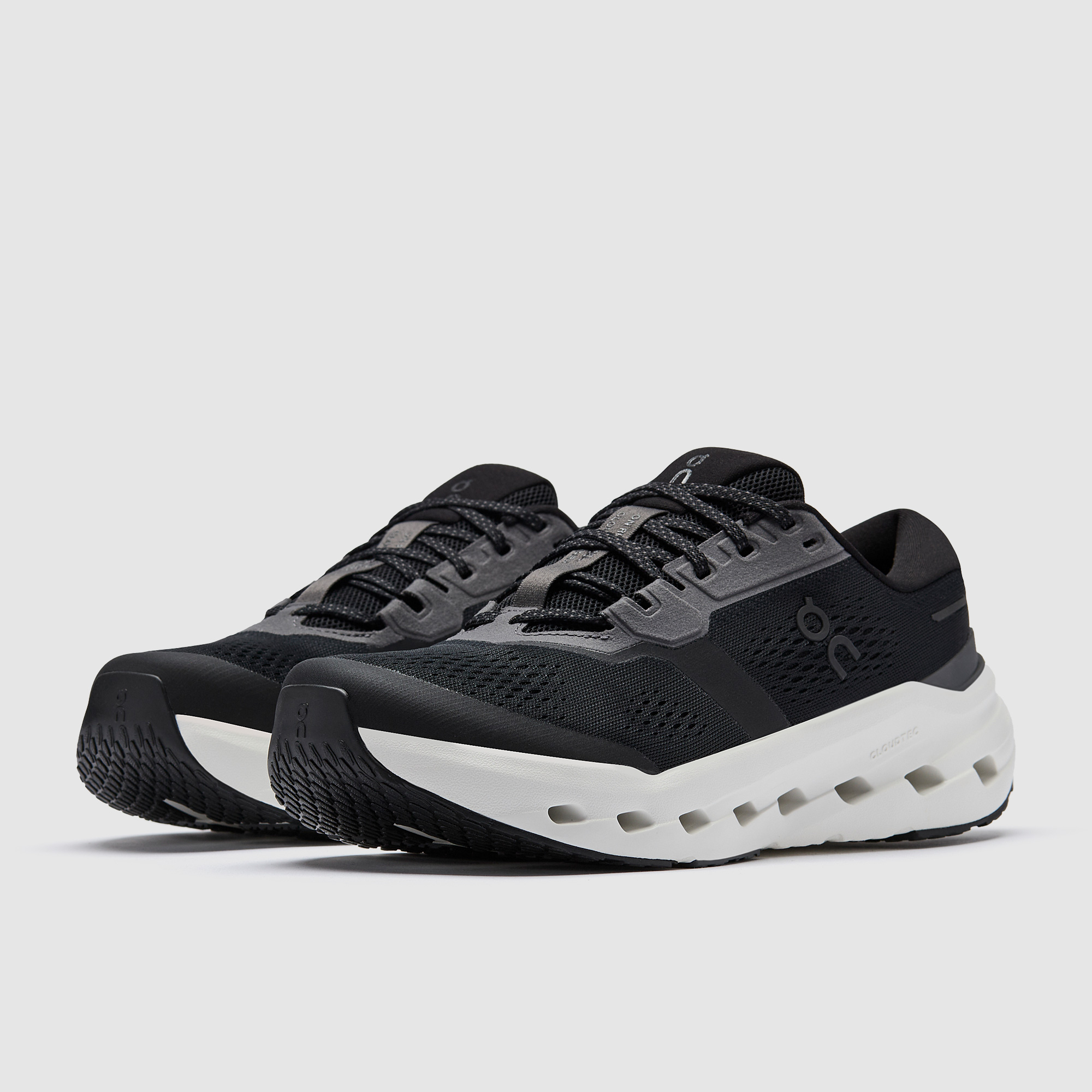 On Cloudrunner 3 Ivory Black