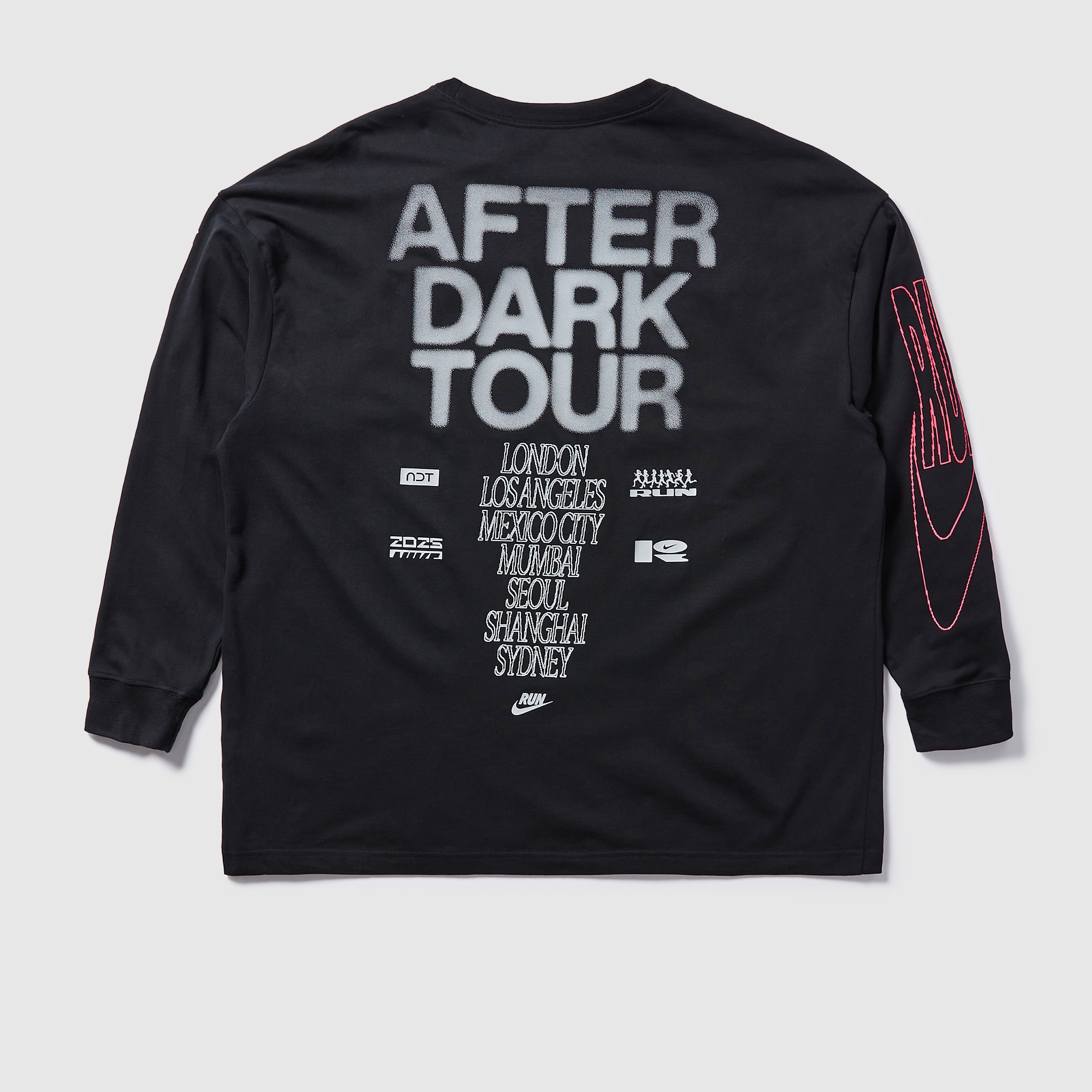 nike world tour long sleeve