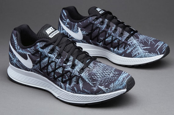 Nike Air Zoom Pegasus Solstice -Zapatillas de correr-Negro/Plateado reflectante | Pro:Direct Soccer