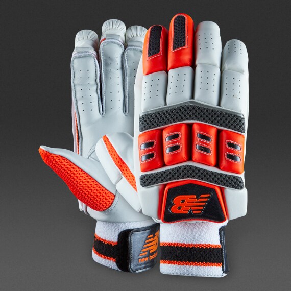 New balance dc 880 gloves online