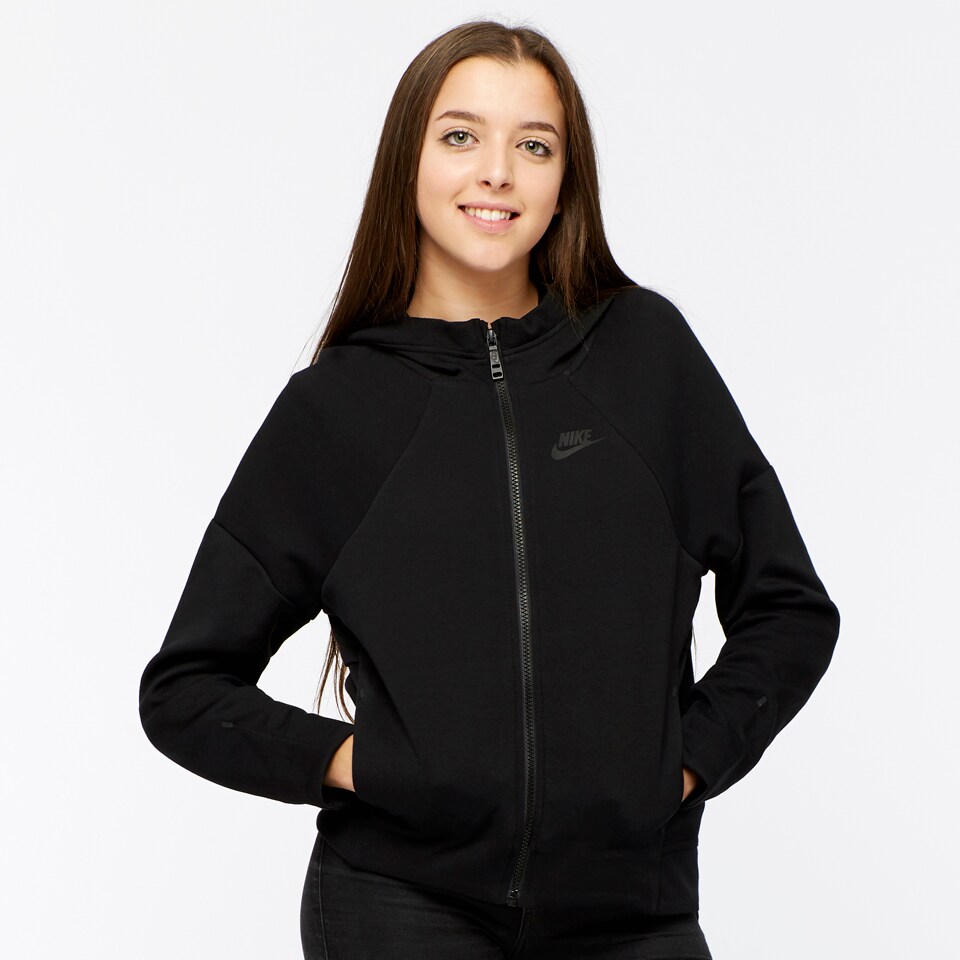 nike tech for girls